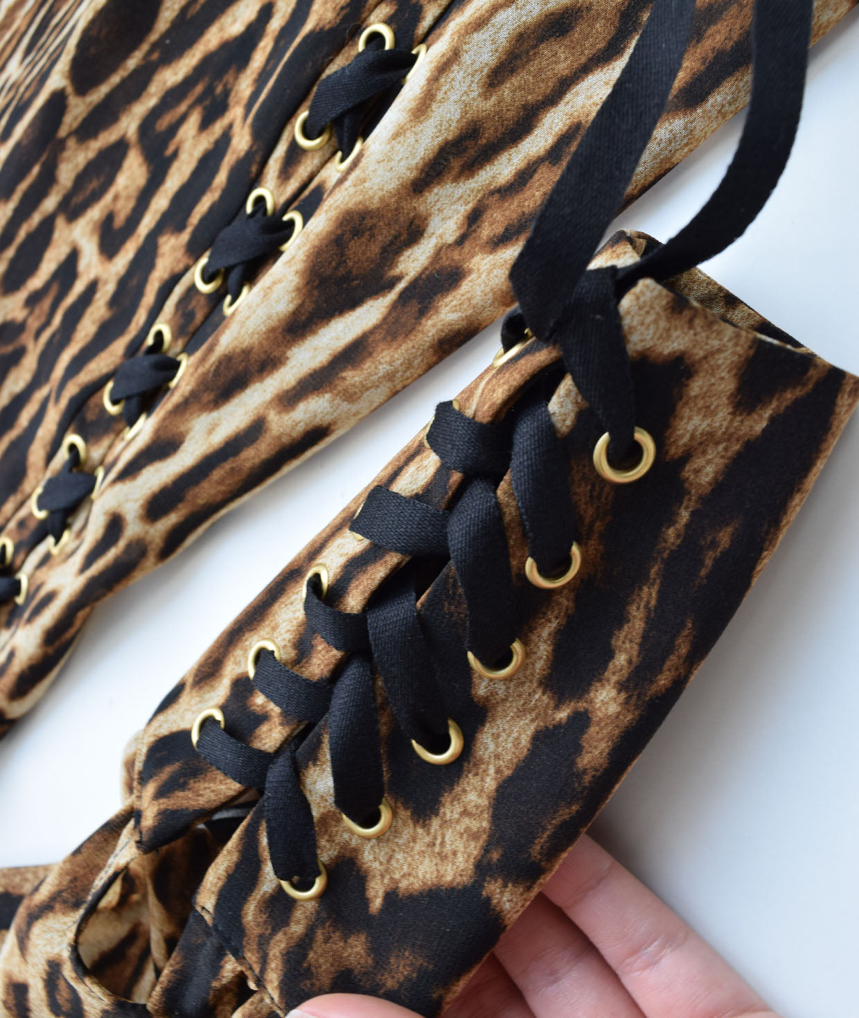 Vestido Leopardo Cordones